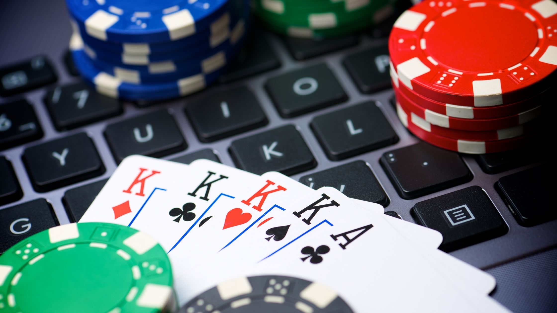 Tips To Choose The Right Casino Site – Tommy Robredo